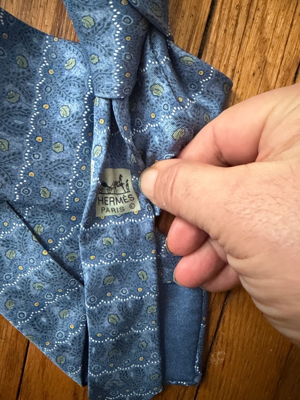 Hermes silk Blue Paisley Men's Dress Tie - Picture 4 of 4